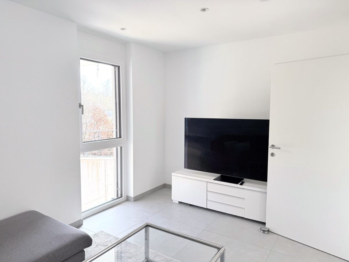 TV-Zimmer im Erdgeschoss